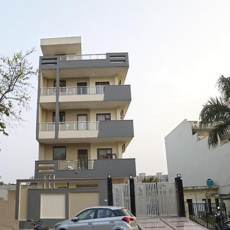 Hotel The Vertigo By Boom Rooms Noida Exterior photo