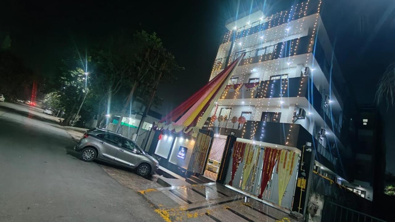 Hotel The Vertigo By Boom Rooms Noida Exterior photo